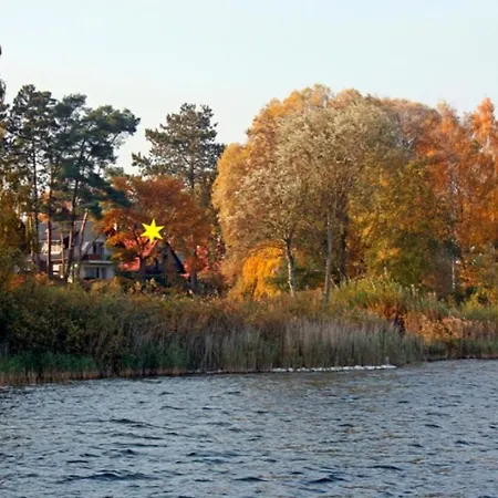2 - Schoenes Ferienhaus Fuer Die Ganze Familie Direkt An Der Mueritz Prázdninový dům *